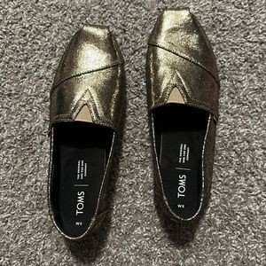 Toms size women’s 8